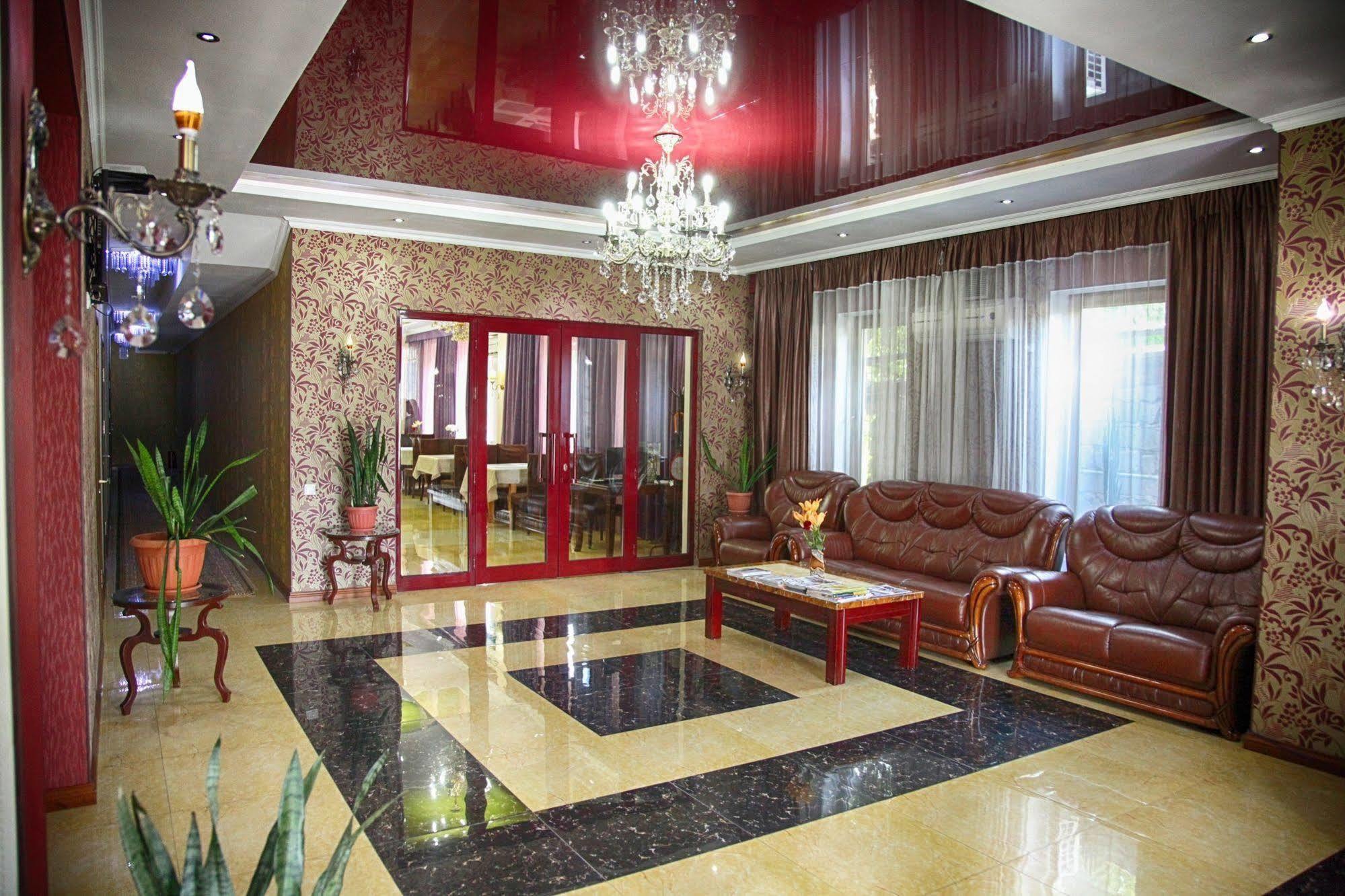 Voyage Hotel Bishkek Bagian luar foto