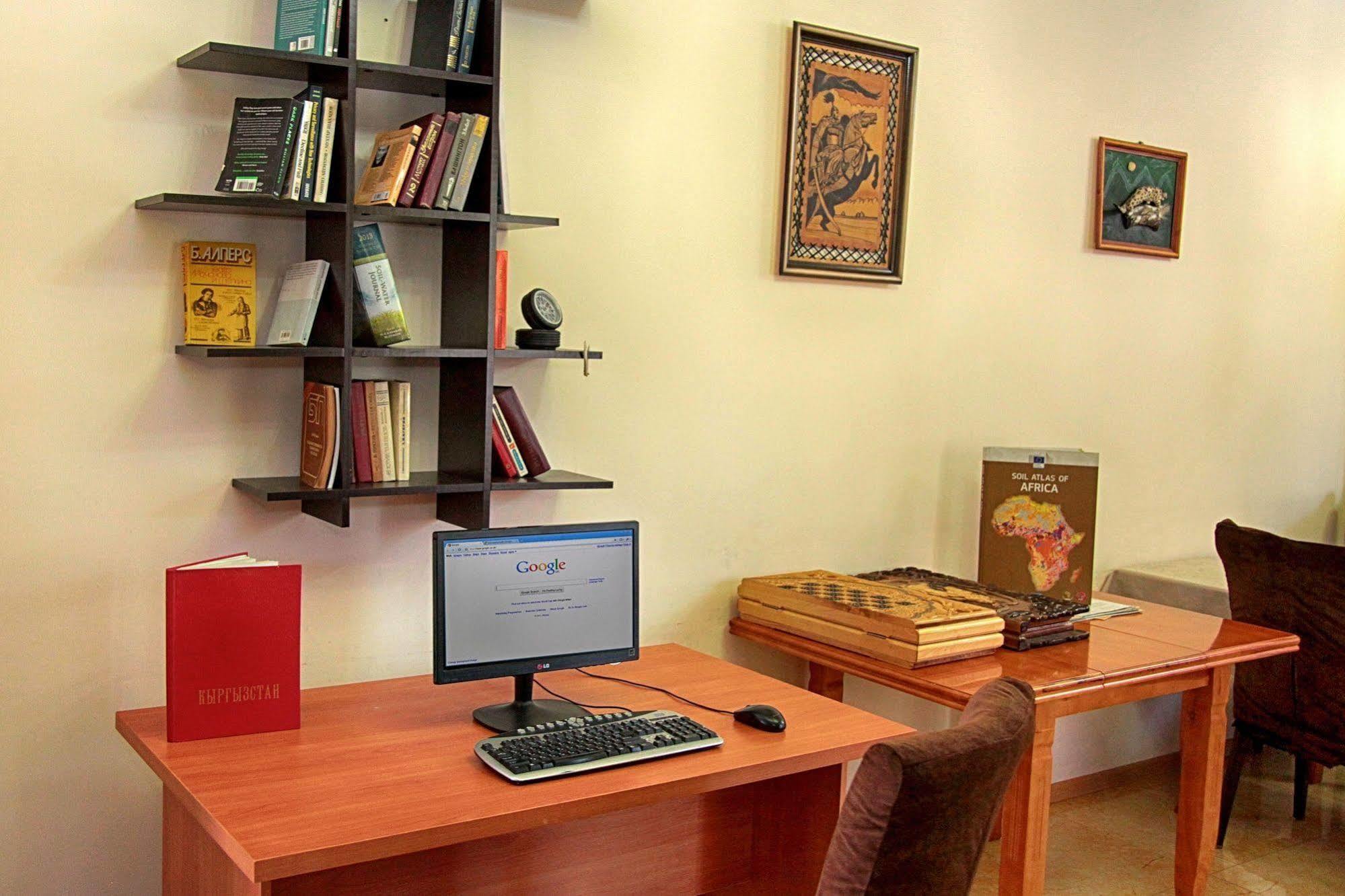 Voyage Hotel Bishkek Bagian luar foto