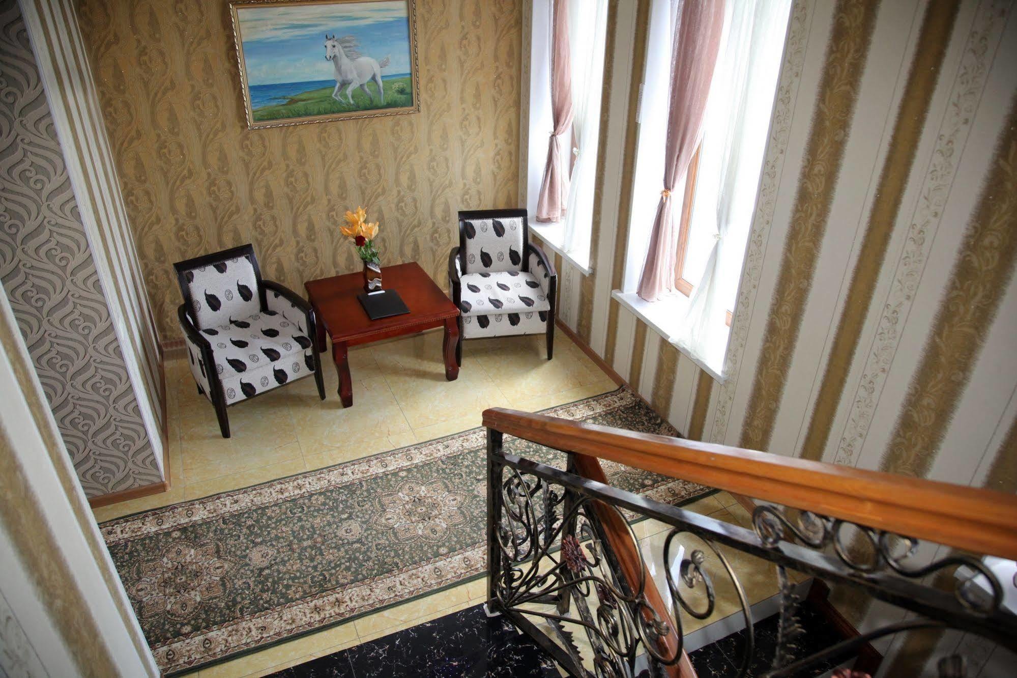 Voyage Hotel Bishkek Bagian luar foto
